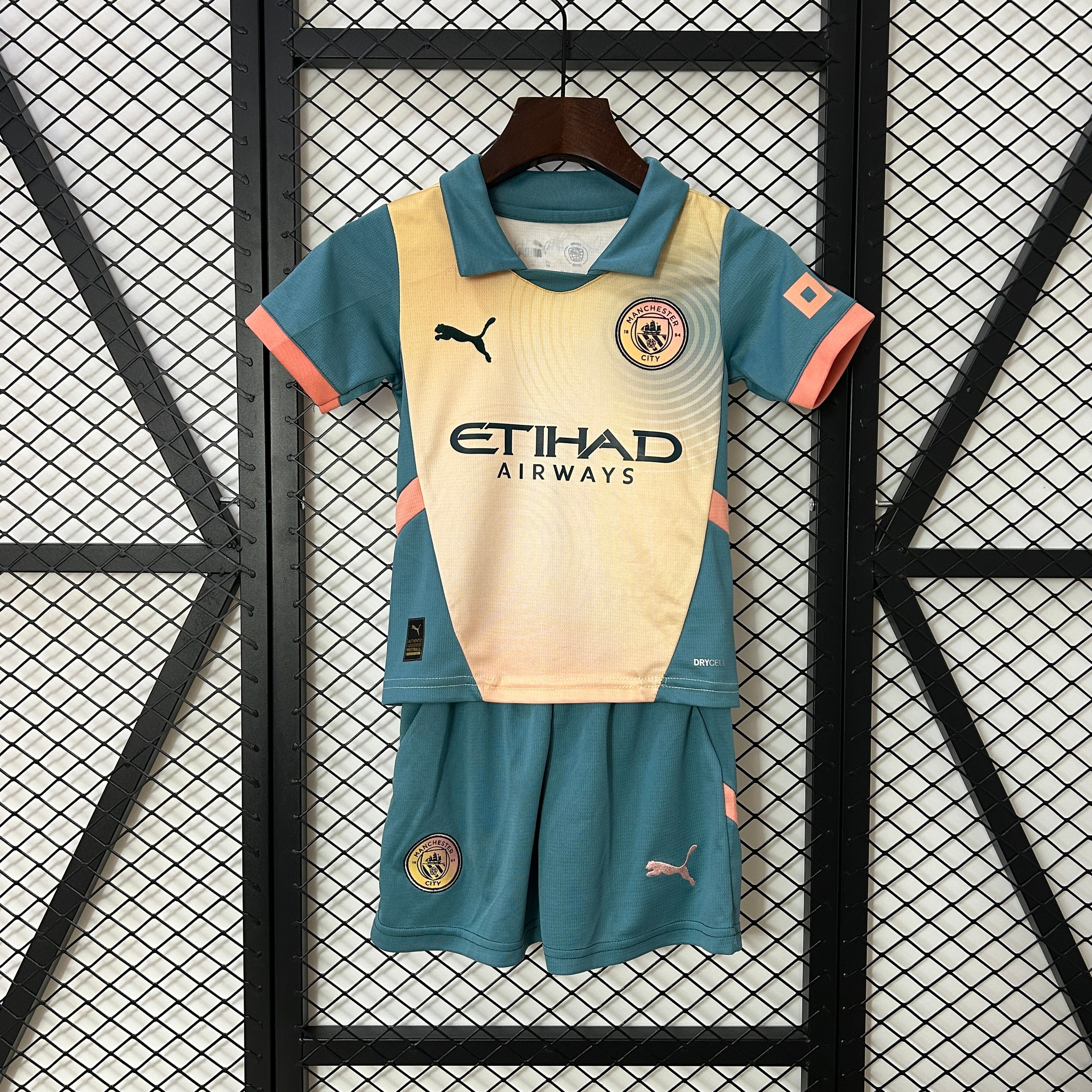 24/25 Ensemble Enfant Manchester City