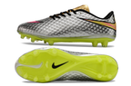 Crampons Hypervenom élite