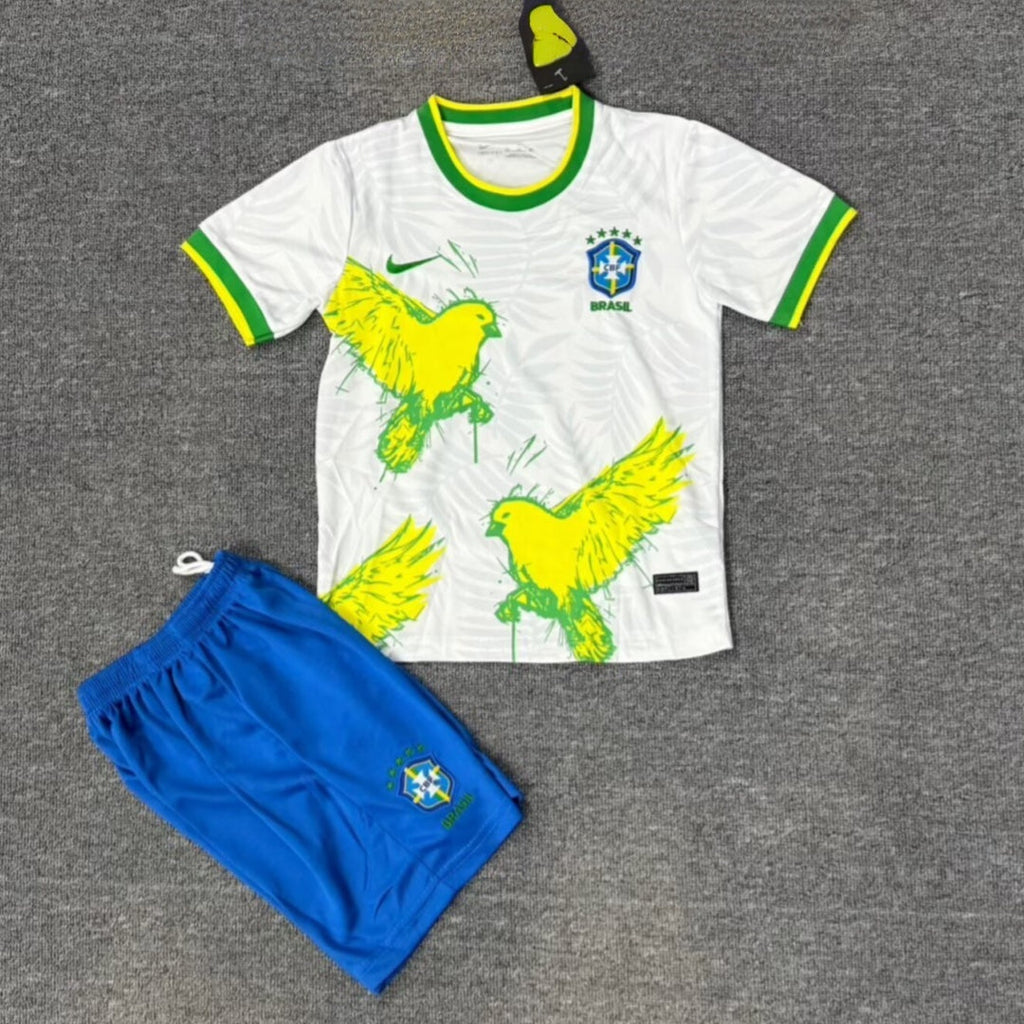 25/26 Ensemble Enfant  Brésil Spécial  bird white
