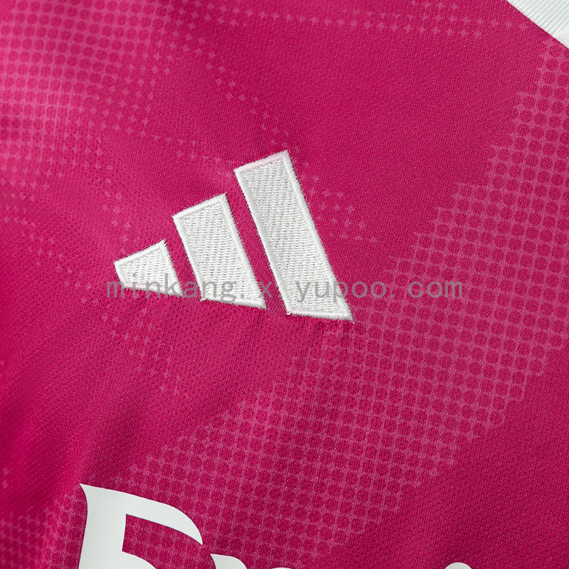 Maillot 26/27 Real Madrid Extérieur - écusson