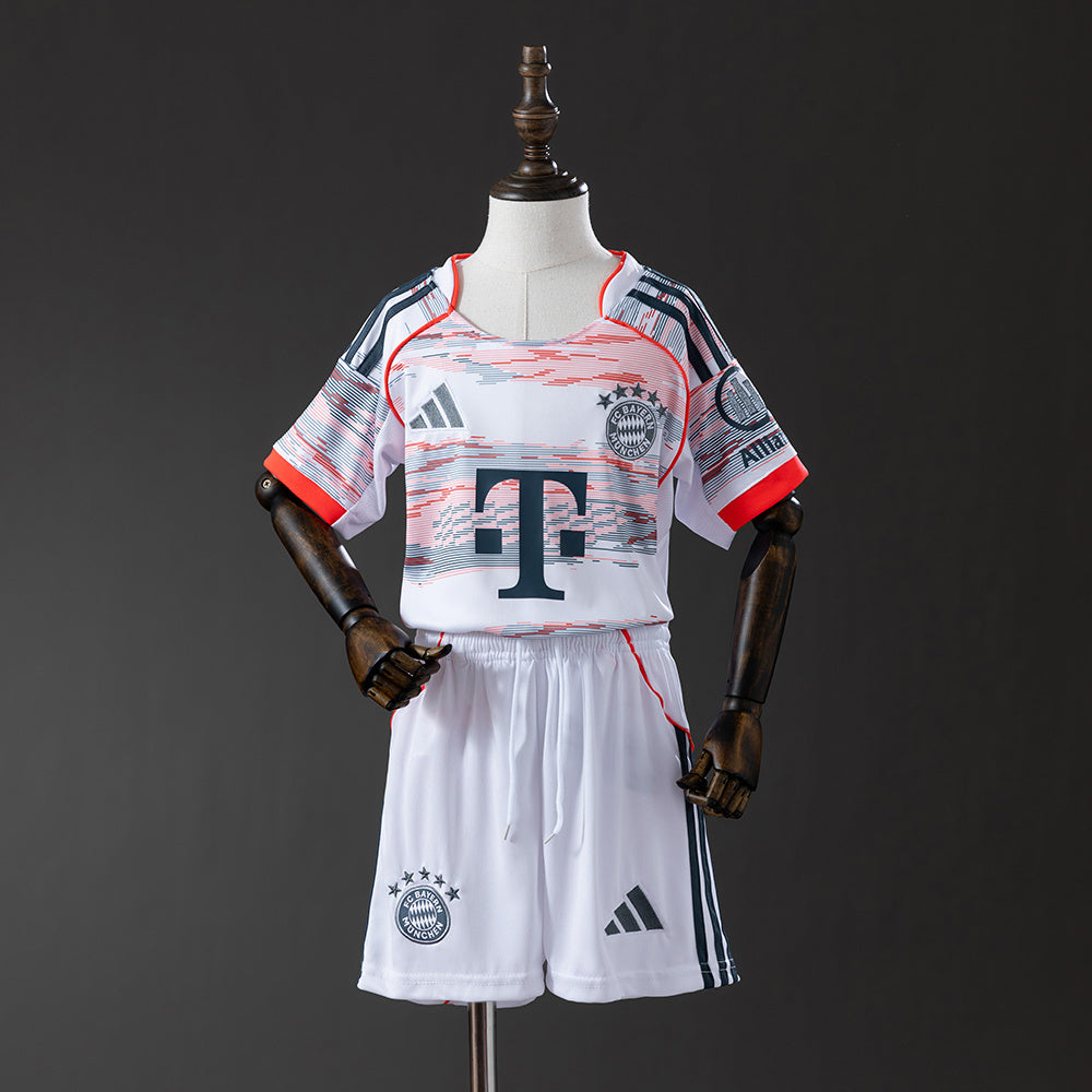 Ensemble Enfant 25/26 Bayern Munich (Domicile-Extérieur-Third)