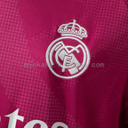 Maillot 26/27 Real Madrid Extérieur - détail écusson