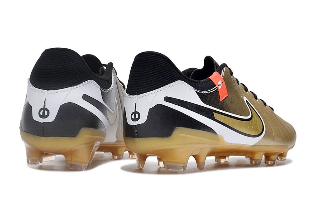 Crampons  Legend X Academy