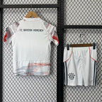 Ensemble 25/26 Bayern Munich Extérieur Adult