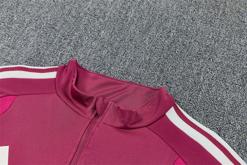 Ensemble 26/27 Real Madrid Framboise