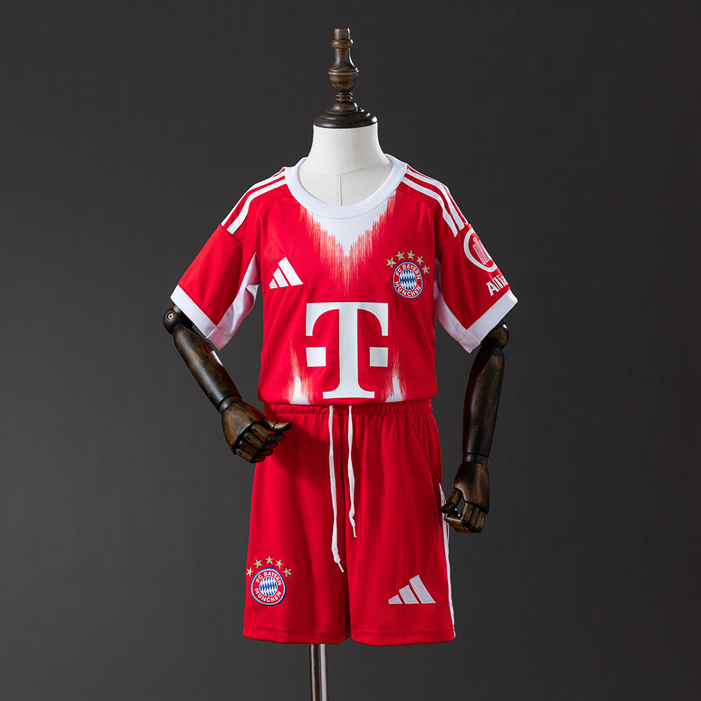 Ensemble Enfant 25/26 Bayern Munich (Domicile-Extérieur-Third)